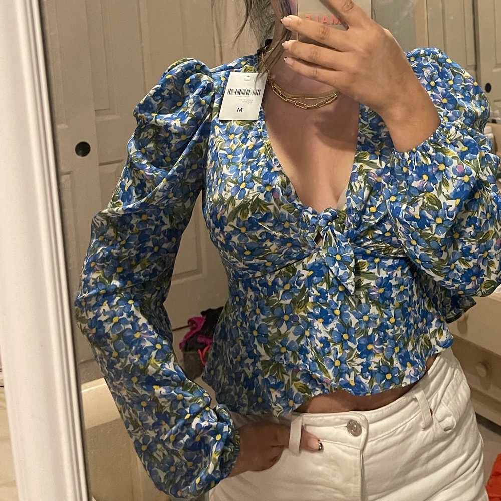 Knotted Floral Peasant Top